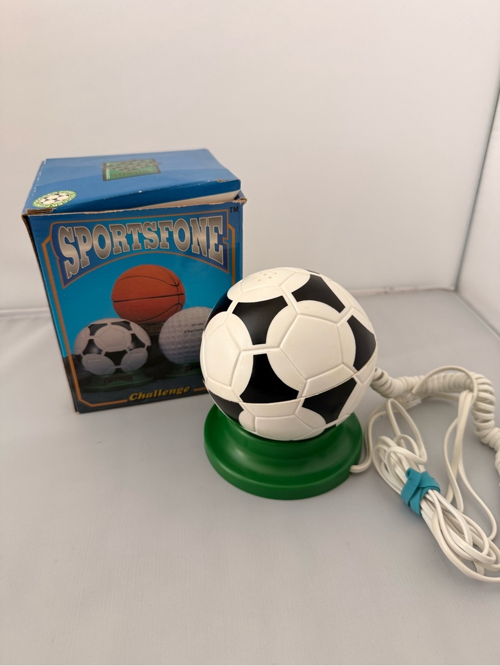 VINTAGE NOVELTY Soccer BALL TELEPHONE CORDED LANDLINE Open Box